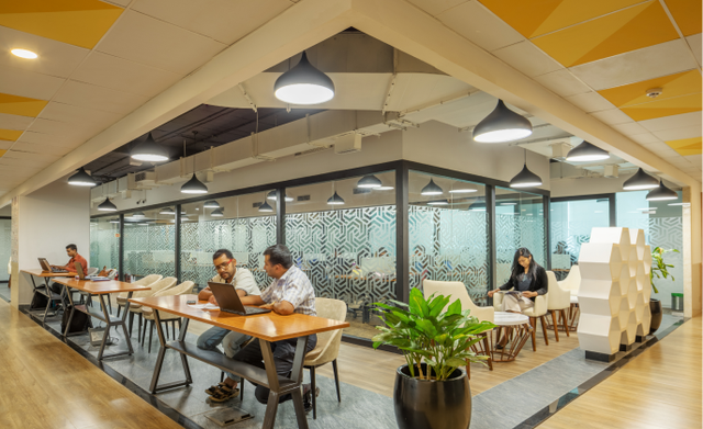 Garage 270 Workspace